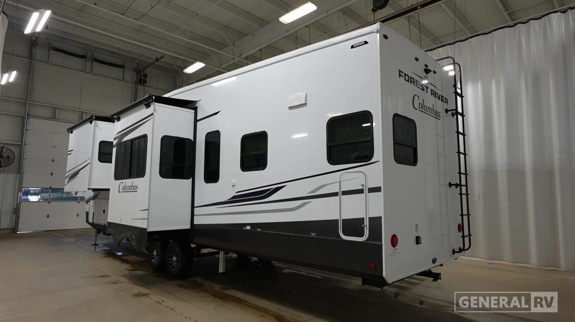 2026 Palomino Columbus 384RKH - Photo 4