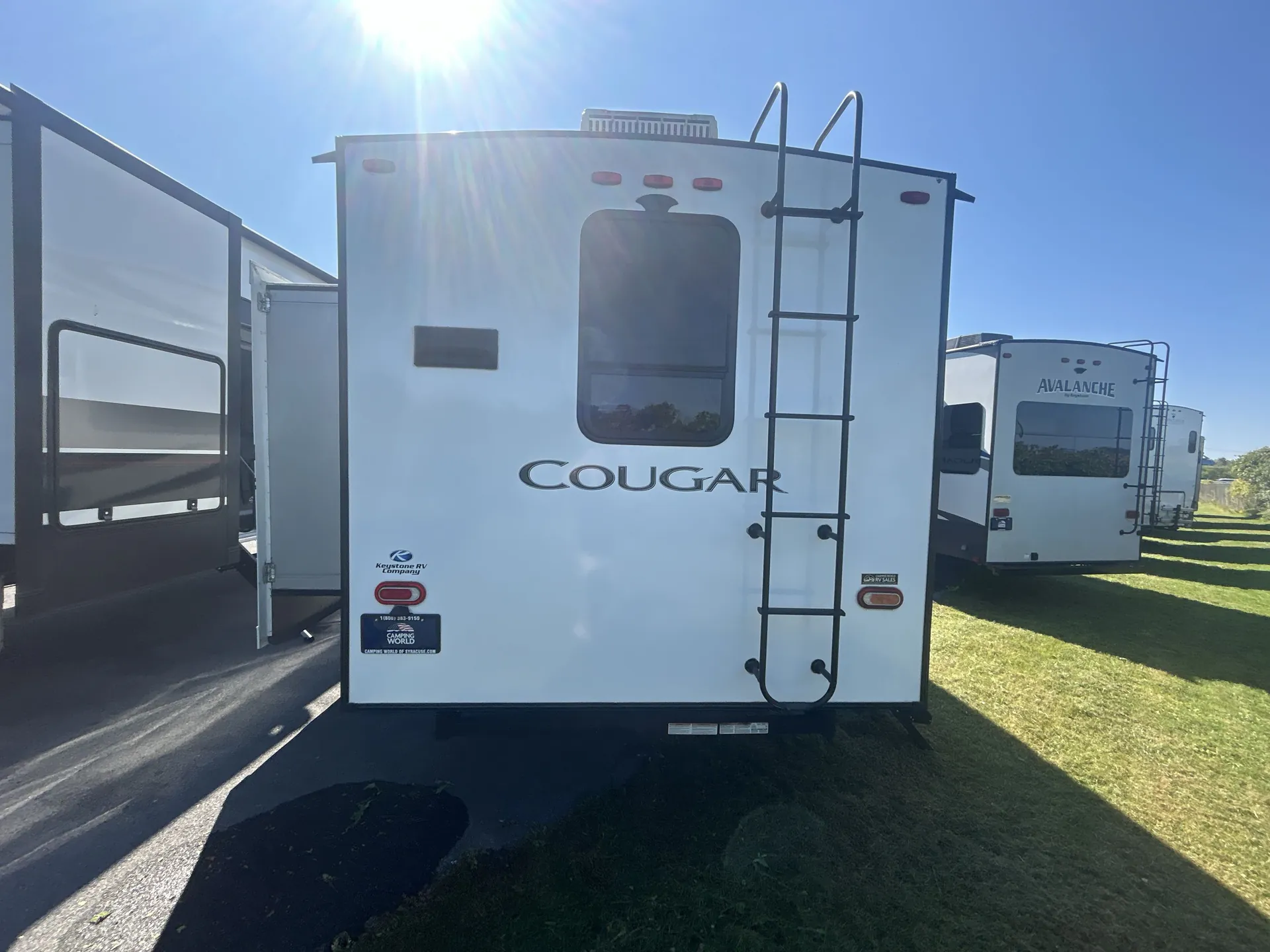 2021 Keystone Cougar Half-Ton 23MLS — living area main
