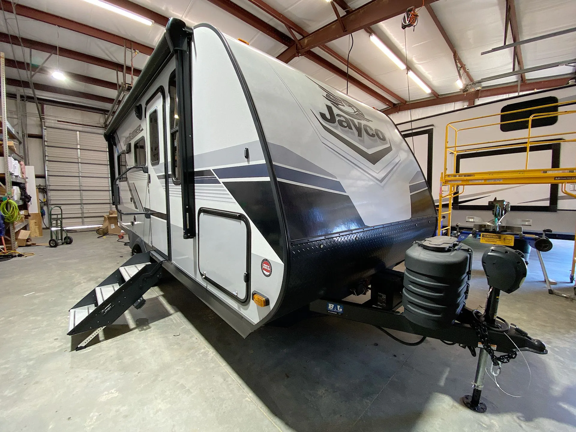 2024 Jayco Jay Feather 19MRK - Photo 2