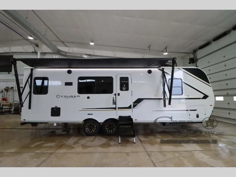 2027 Keystone RV Cougar Half-Ton 26LBW - Photo 3