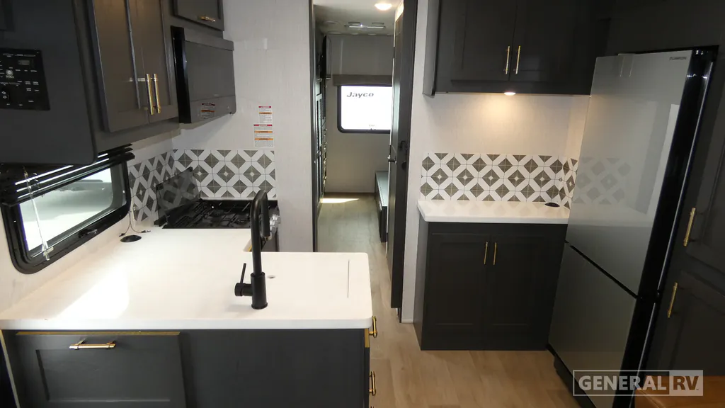 2027 Nexus Rebel Air 34R, Photos photo 6