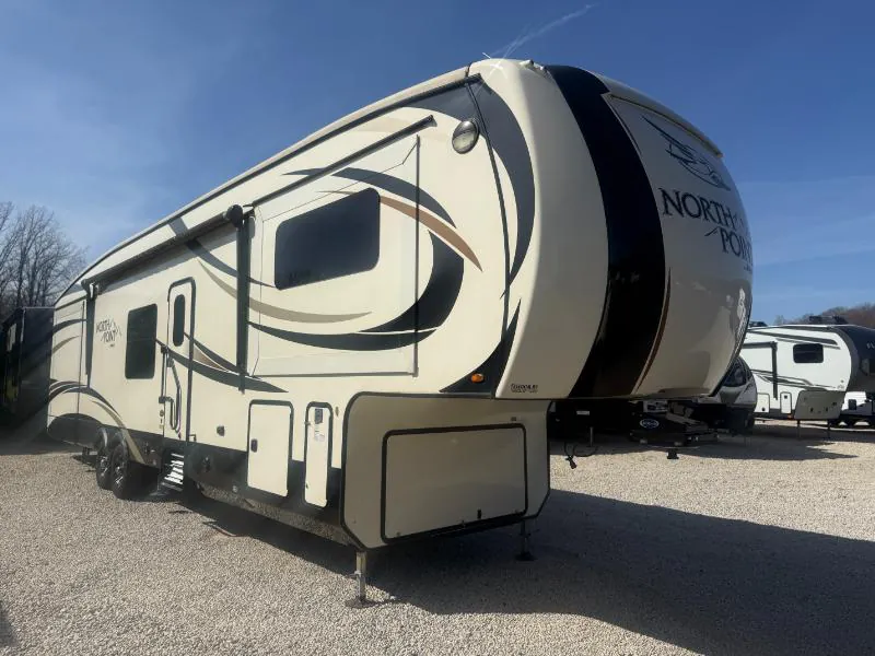 2017 Jayco North Point 383FLFS - Photo 2