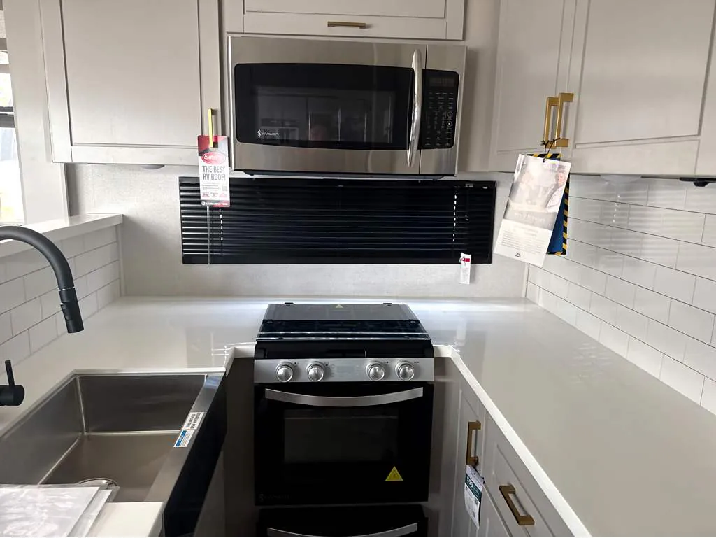 2027 Jayco North Point 391TBBH, Photos photo 14