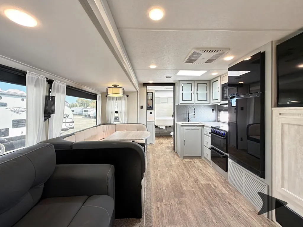 2022 Forest River Vibe 28BH, Photos photo 17