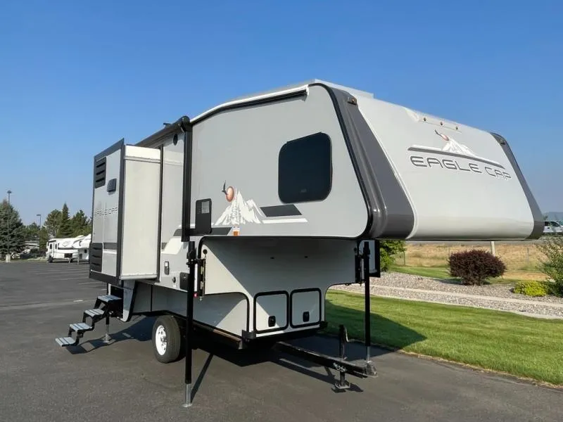 2026 Adventurer Eagle Cap 1165 - Photo 2