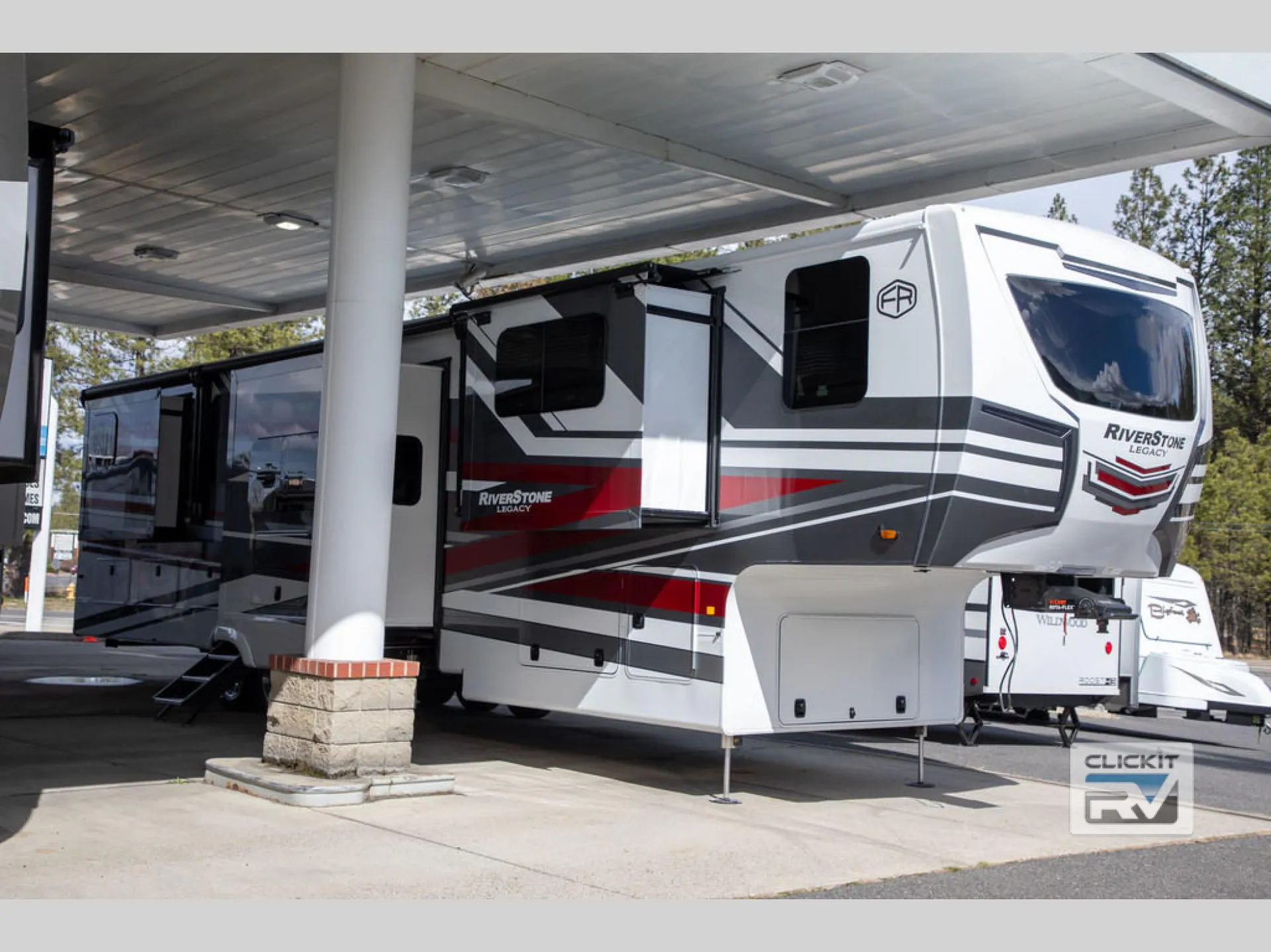 2025 Forest River RiverStone 425FO