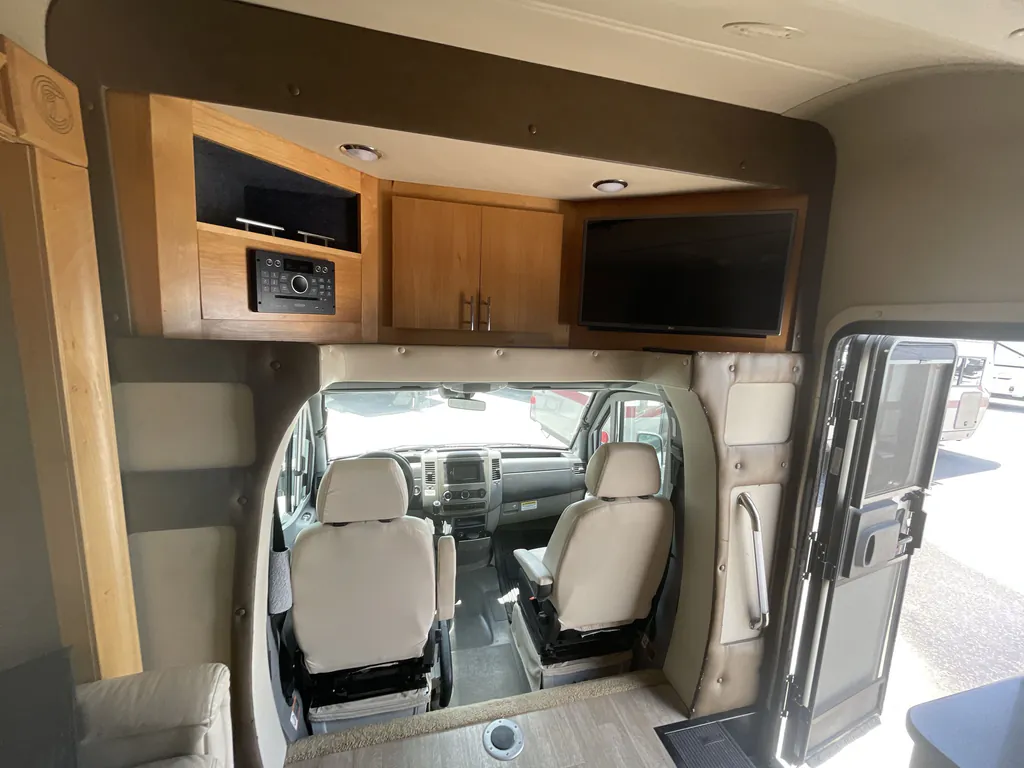2018 Tiffin Wayfarer 24 TW, Photos photo 13