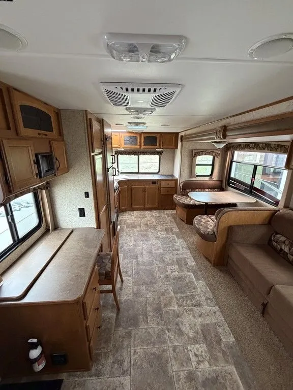 2013 Evergreen IGO 27RK - Photo 3