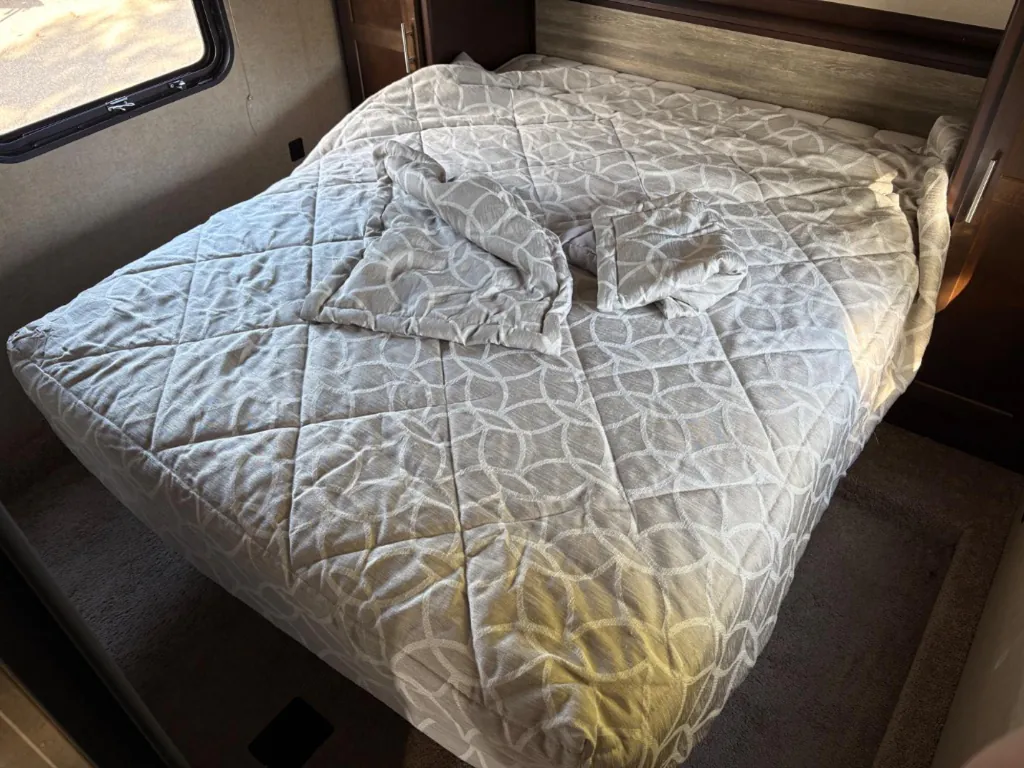 2018 Forest River Cherokee Grey Wolf 25RR, Photos photo 22