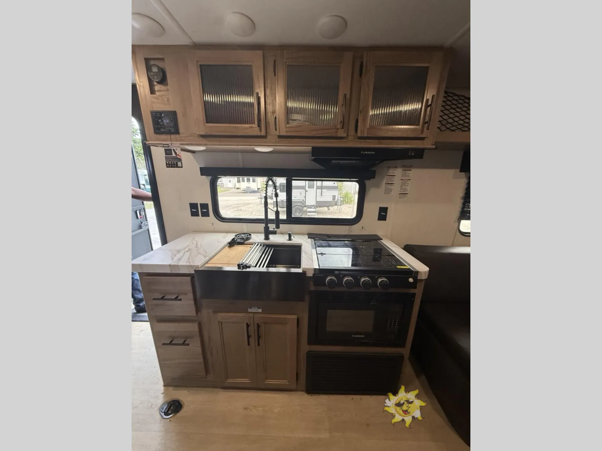 2025 Forest River Cherokee Grey Wolf 22RR — Photo 6
