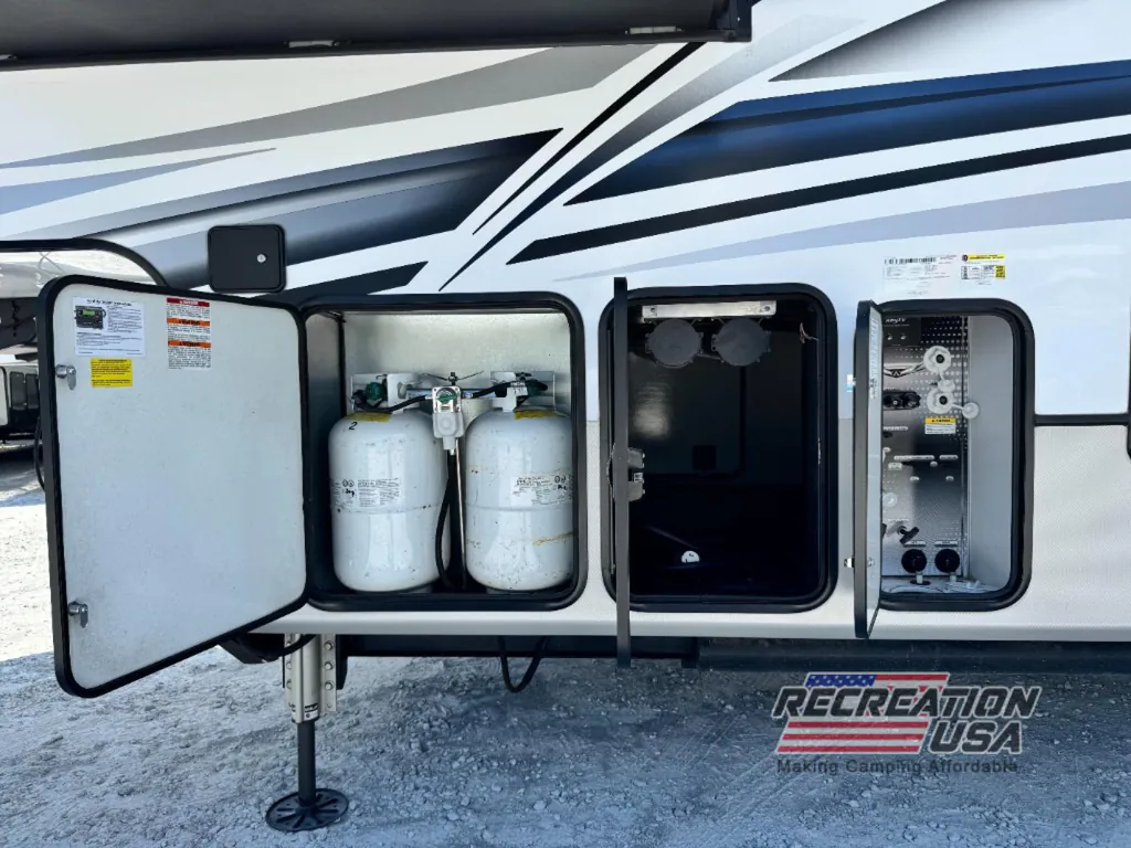 2023 Keystone Avalanche 390DS, Photos photo 55