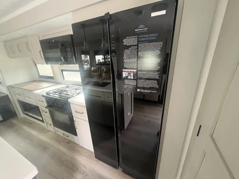 2026 Brinkley Model Z 297, Photos photo 18