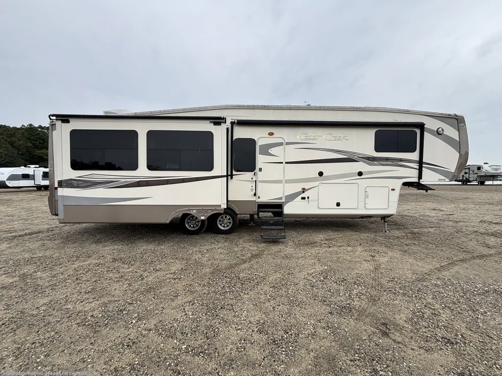 2014 Forest River Cedar Creek 36CKTS, Photos photo 8