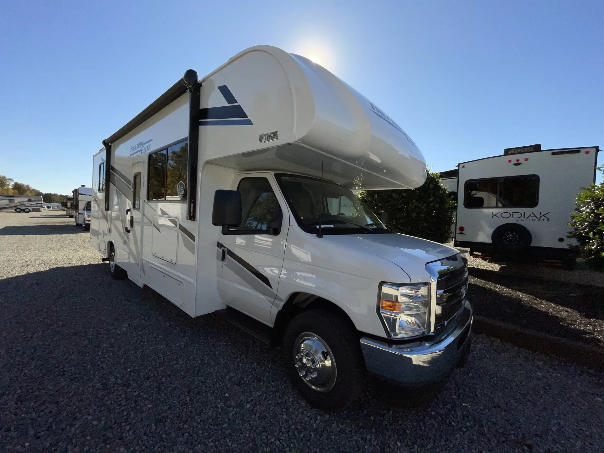 2026 Thor Motor Coach Freedom Elite 28HE