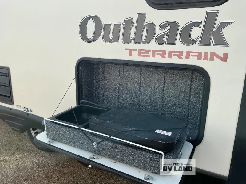 2015 Keystone RV Outback Terrain Ultra Lite 299TBH - Photo 4