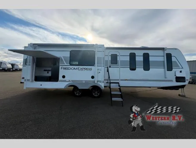 2026 Coachmen Freedom Express Ultra Lite 324RLDS - Photo 4