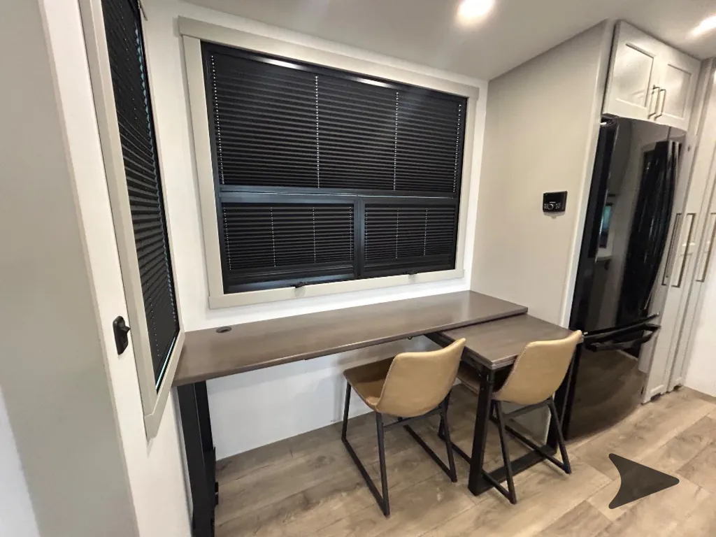 2025 Brinkley Model G 3250, Photos photo 17