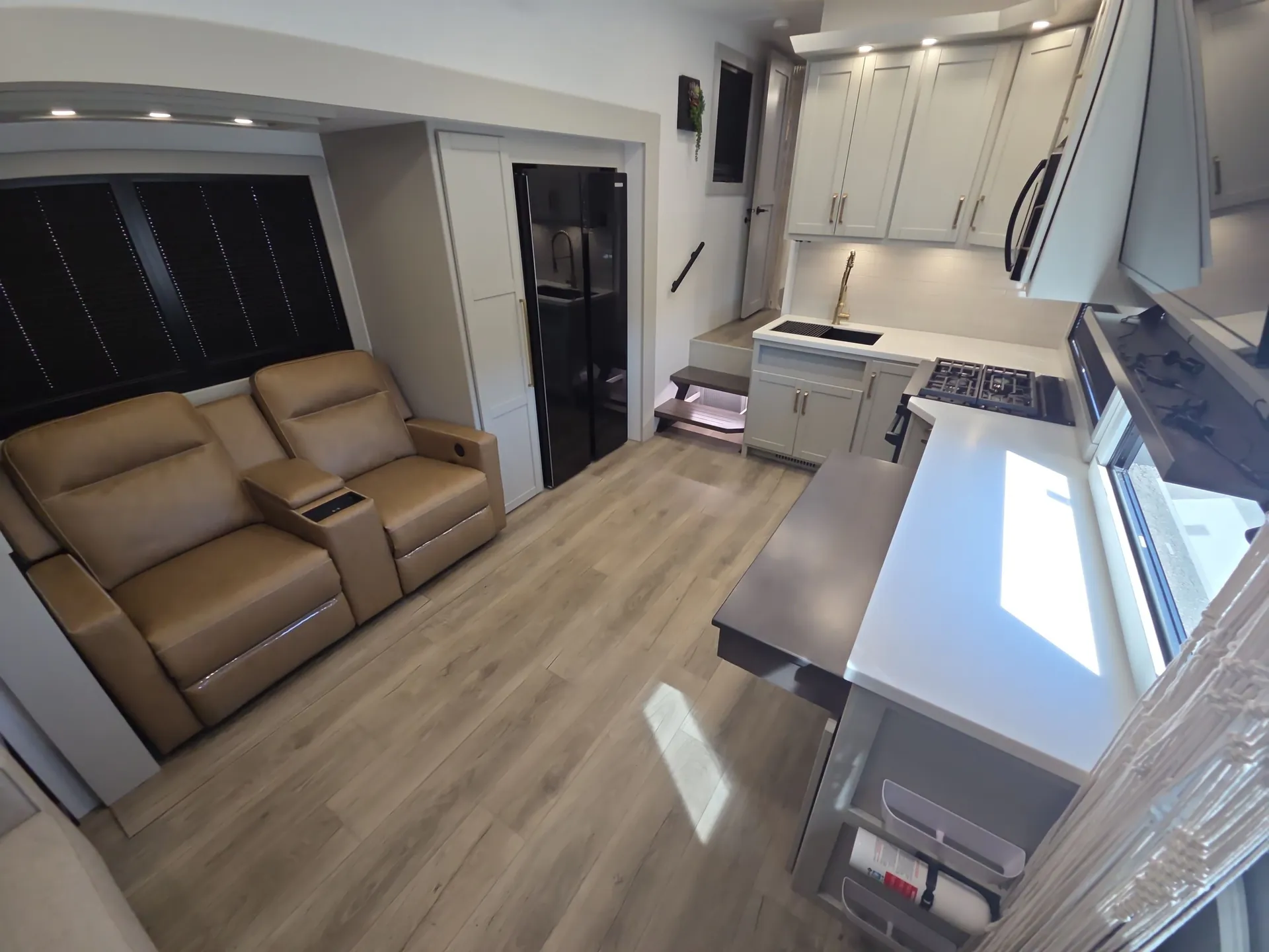 2025 Brinkley Model Z 2670 - Photo 4