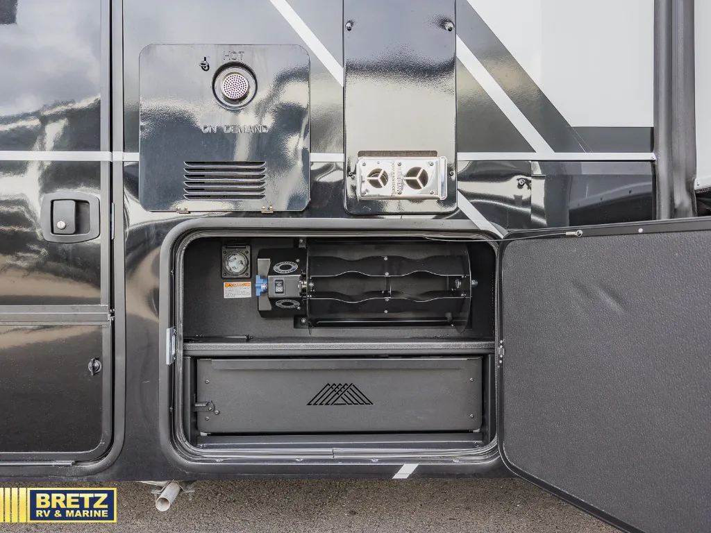 2026 Brinkley Model G 3970, Photos photo 6