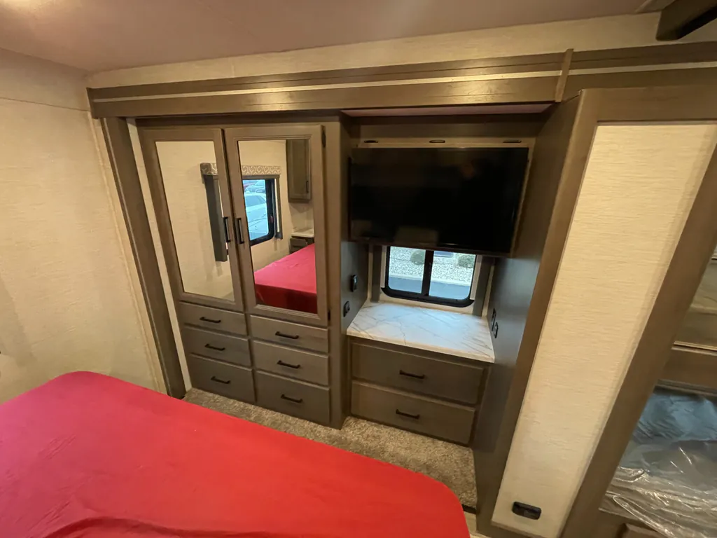 2024 Thor Motor Coach Freedom Traveler A32, Photos photo 18
