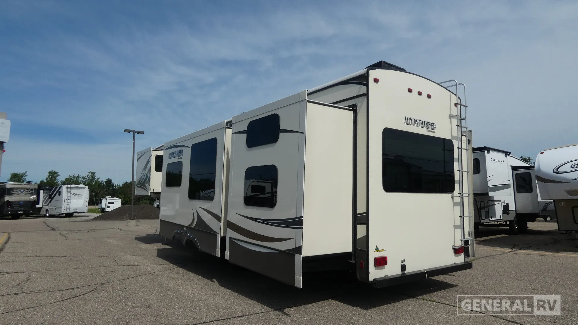 2014 Keystone Montana Mountaineer 356TBF - Photo 4