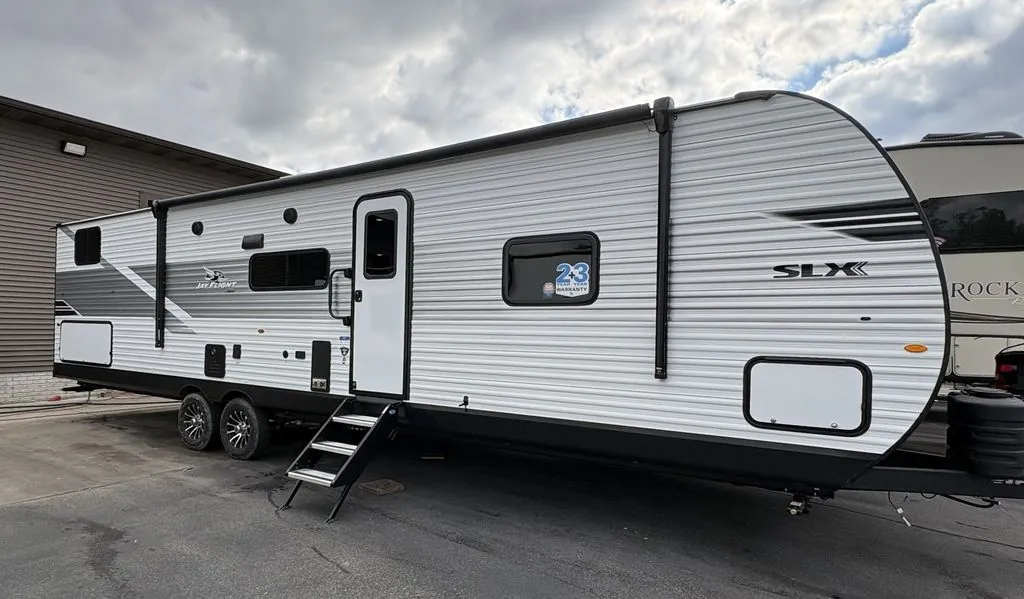 2026 Jayco Jay Flight 325BHT - Photo 2