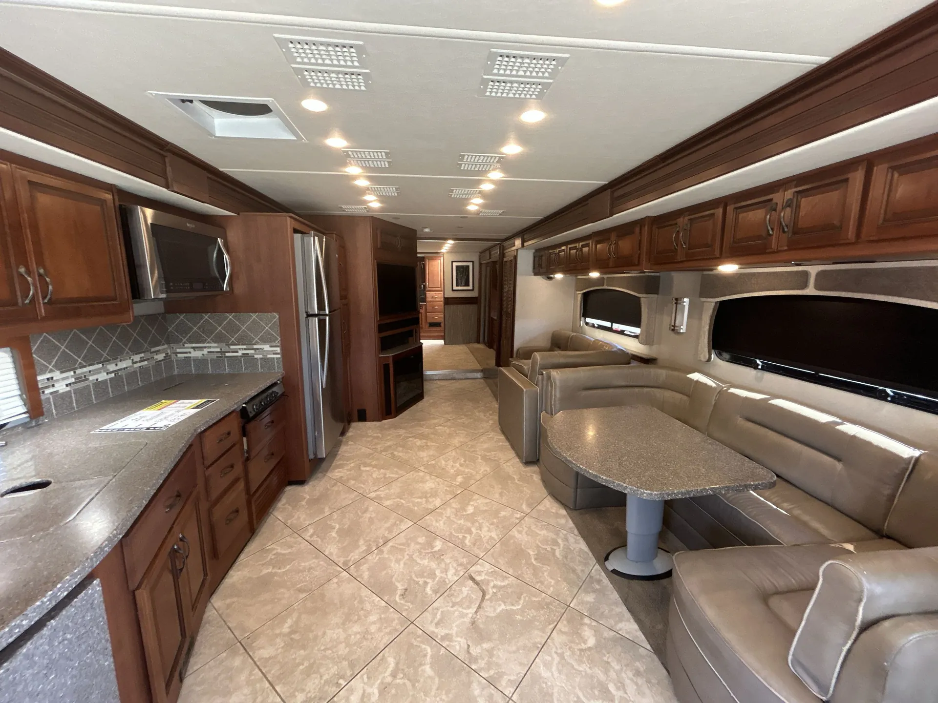 2016 Fleetwood Expedition 38K — living area main