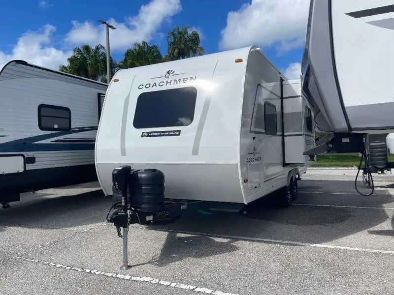 2026 Coachmen Freedom Express 19SE - Photo 4