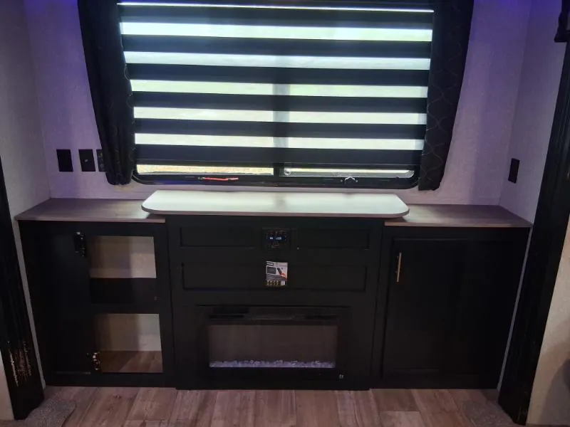 2022 Forest River Cherokee 306MM, Photos photo 8