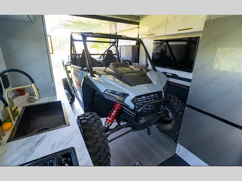 2027 inTech Black Wing 830 X - Photo 3