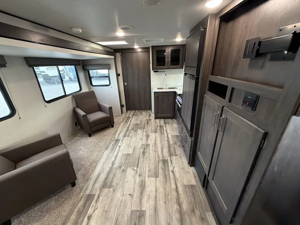2023 Grand Design Transcend Xplor 321BH, Photos photo 3