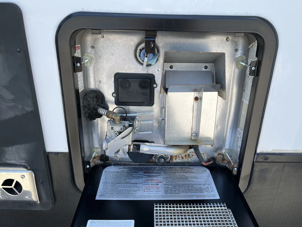 2023 Alliance RV Valor 42V13, Photos photo 22
