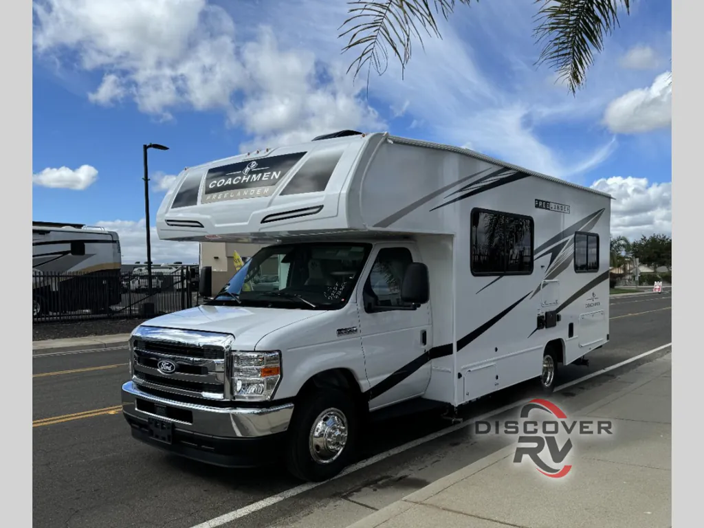 2026 Coachmen Freelander 22XG, Photos photo 8