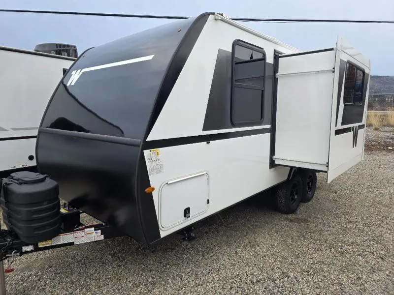 2026 Winnebago Micro Minnie 2108FBS - Photo 2