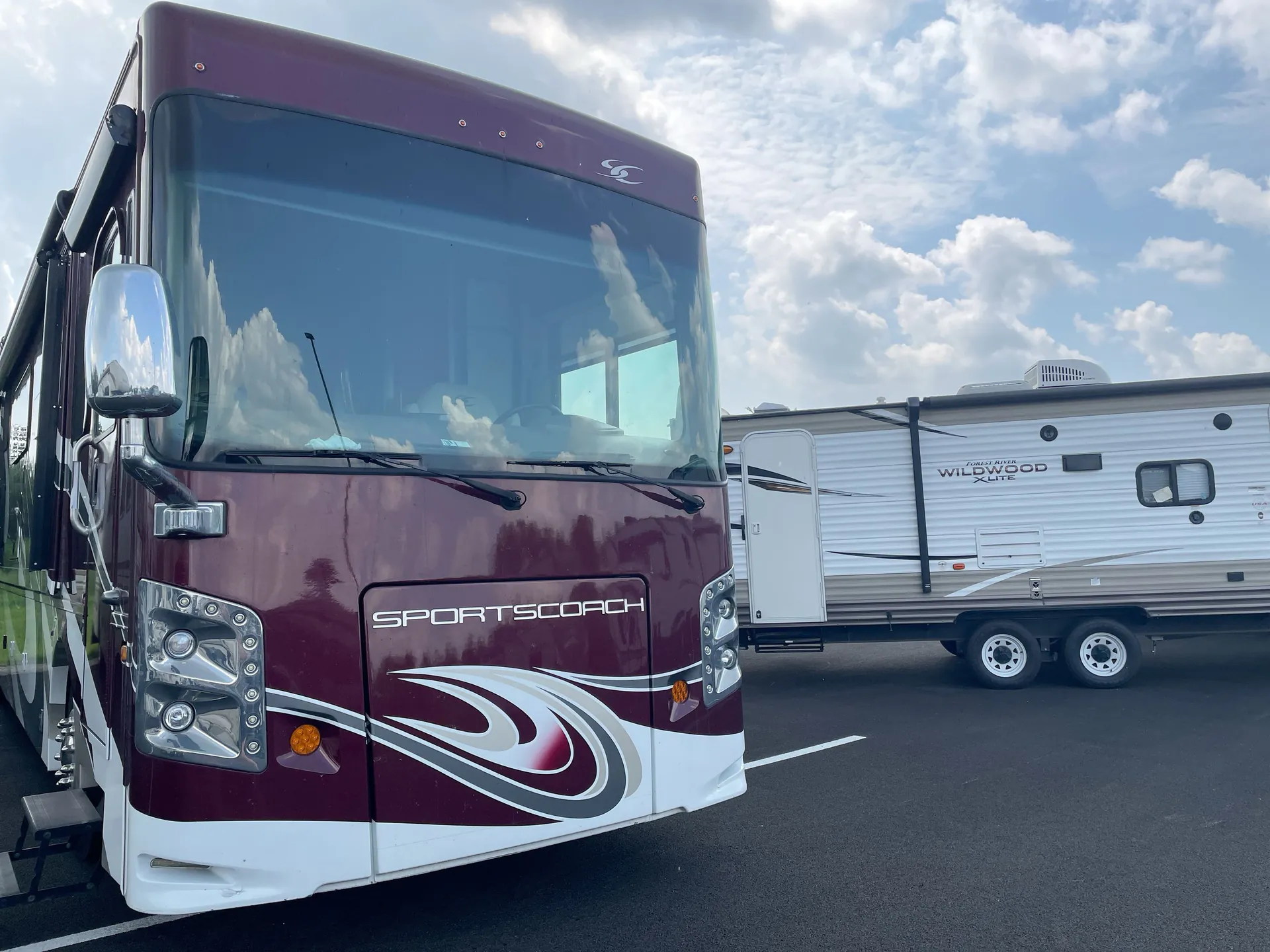 2019 Coachmen Sportscoach 407FW — front