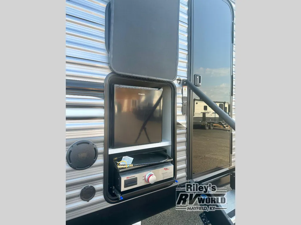 2026 Coachmen Catalina Legacy Edition 273DBHCK, Photos photo 11