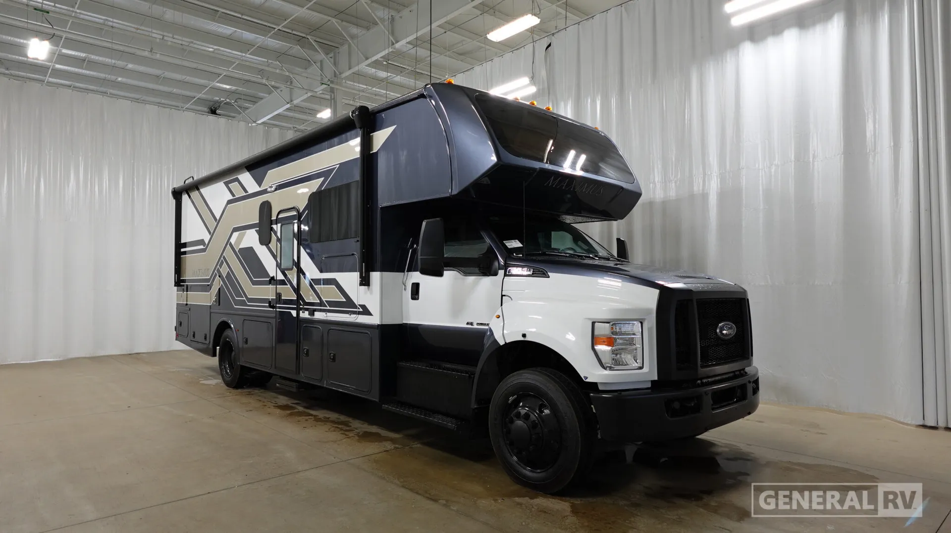 2027 NeXus RV Maximus 32MX - Photo 2