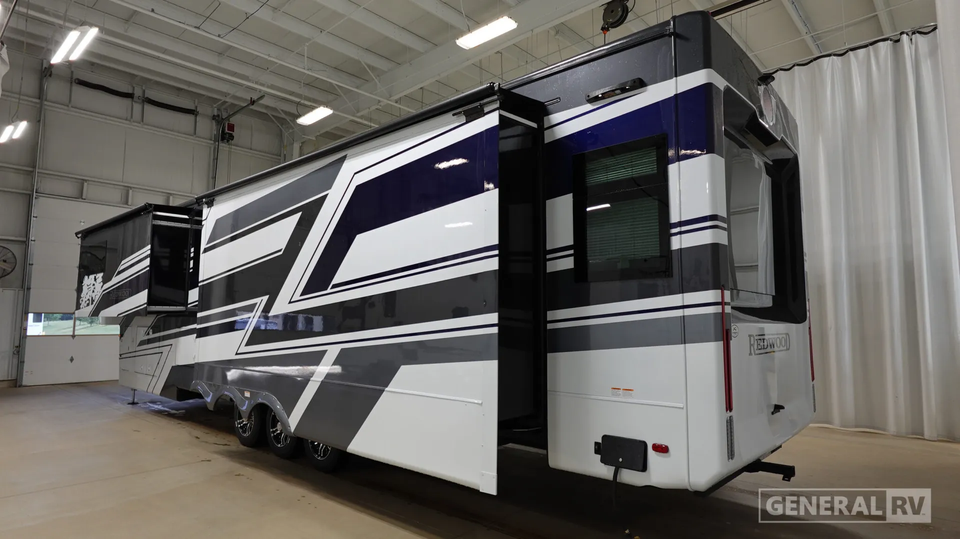 2026 Crossroads RV Redwood 412GK - Photo 4