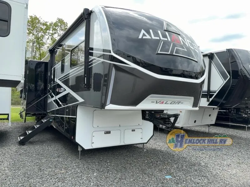 2026 Alliance RV Valor 41V13 - Photo 2