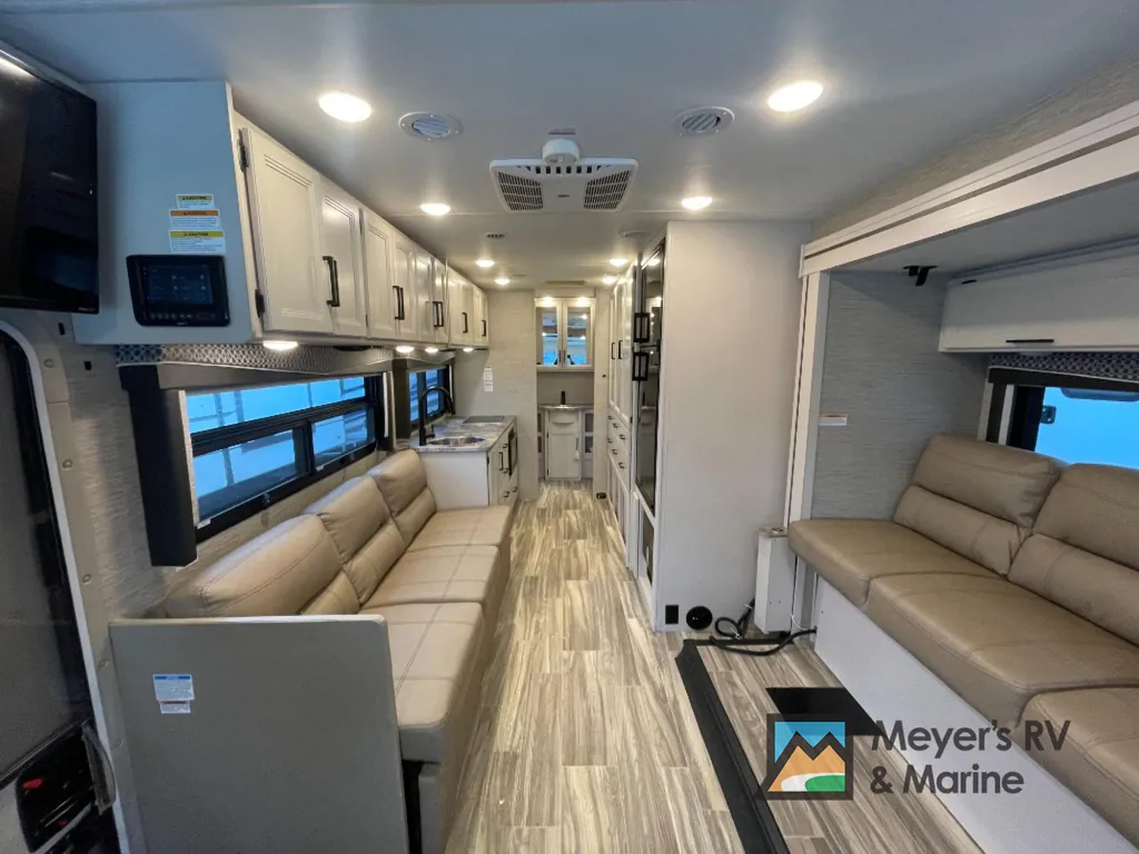 2023 Thor Motor Coach Vegas 24.3, Photos photo 8