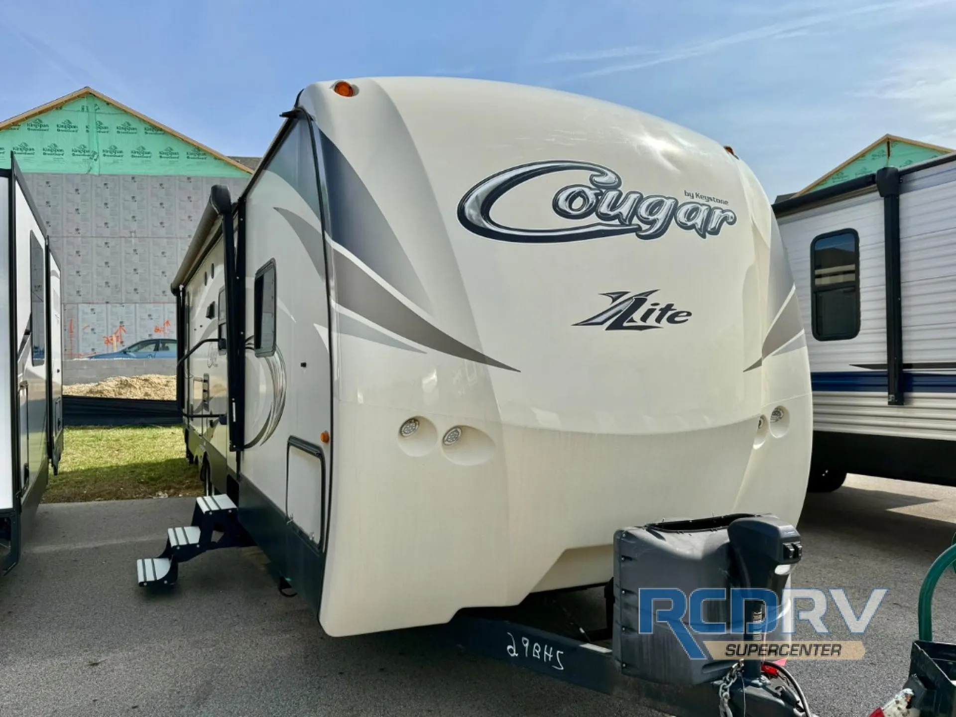 2017 Keystone Cougar XLite 29BHS - Photo 2