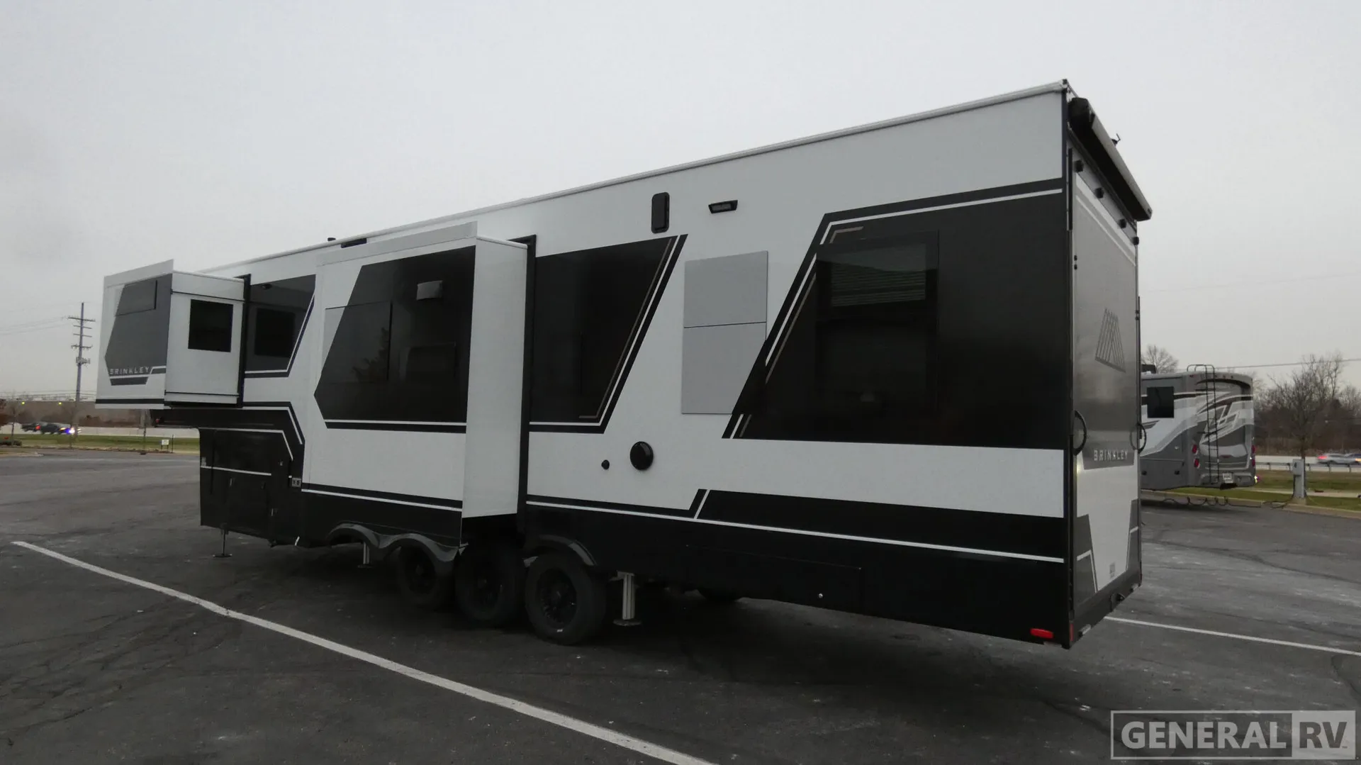 2026 Brinkley Model G 3520 - Photo 4