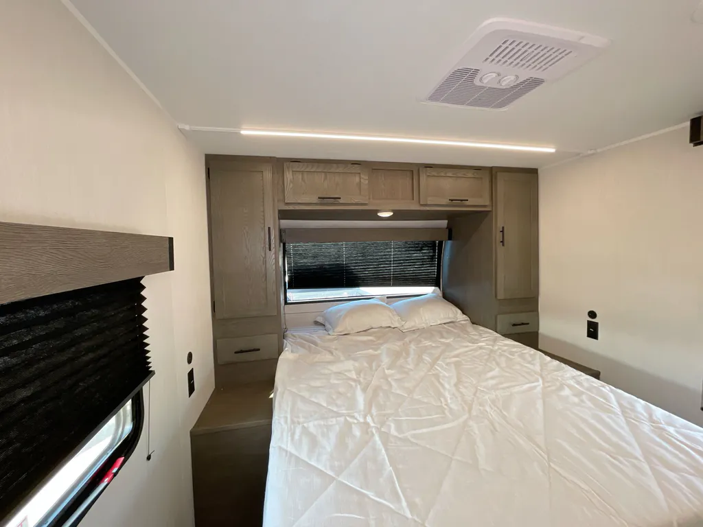 2026 Forest River Alpha Wolf 24TRUNK, Photos photo 16