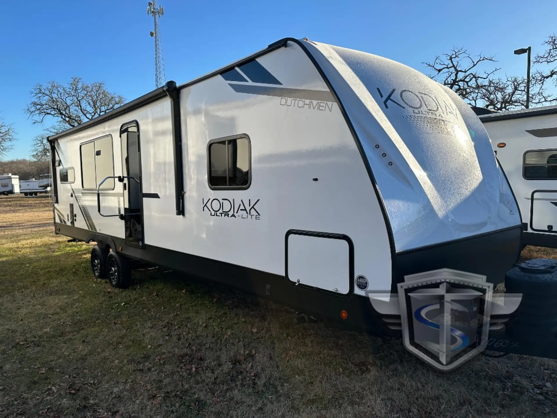 2025 Dutchmen Kodiak Ultra-Lite 308BHSL - Photo 2