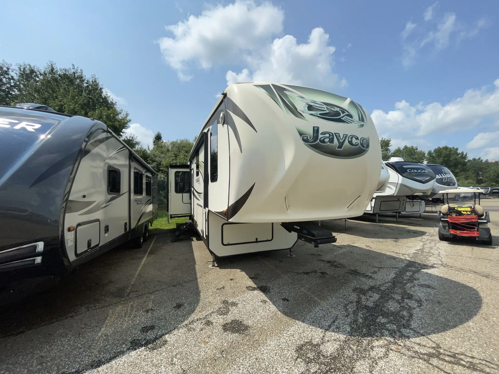 2015 Jayco Eagle 351RLTS - Photo 2