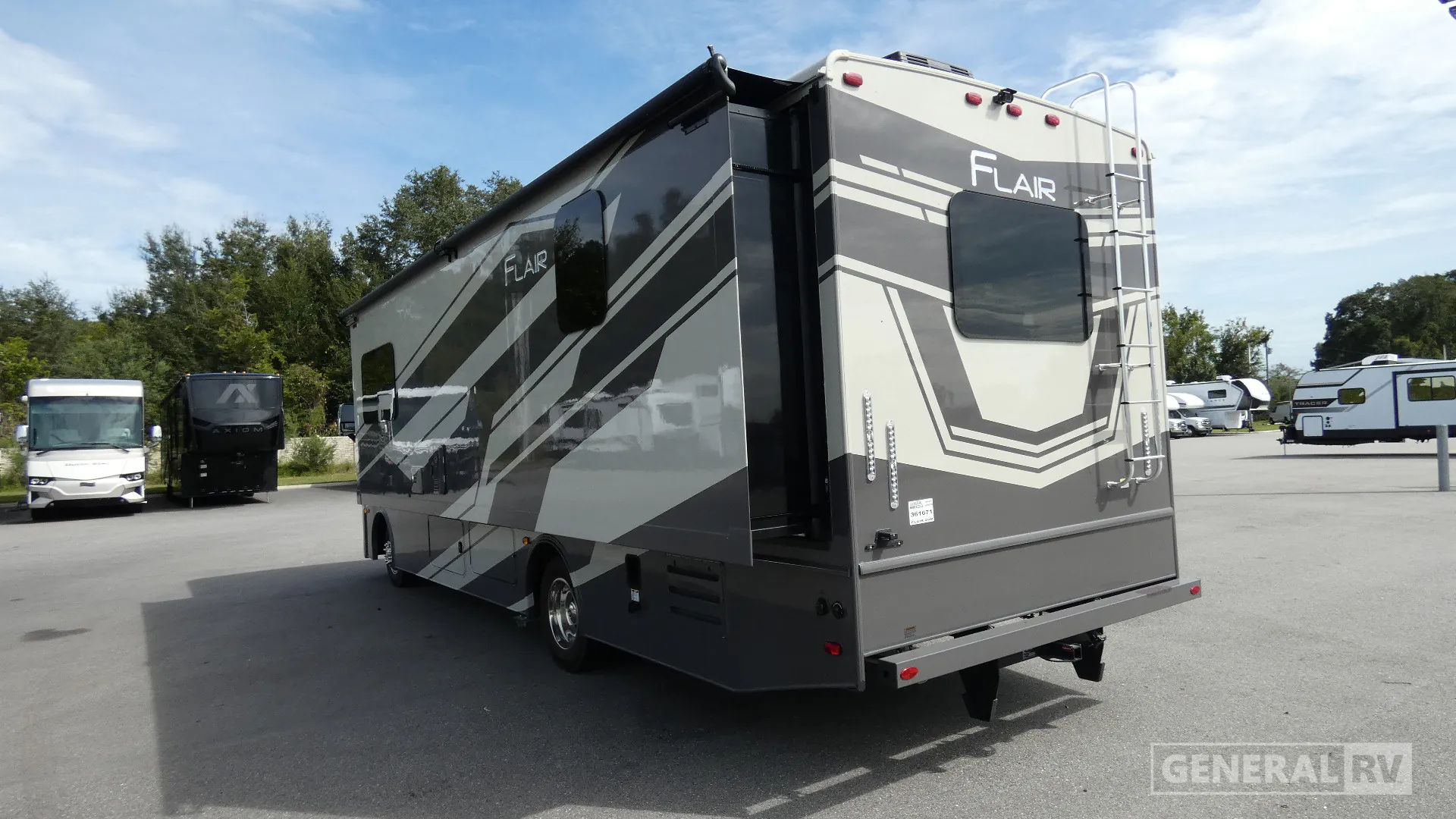 2027 Fleetwood Flair 29M - Photo 4
