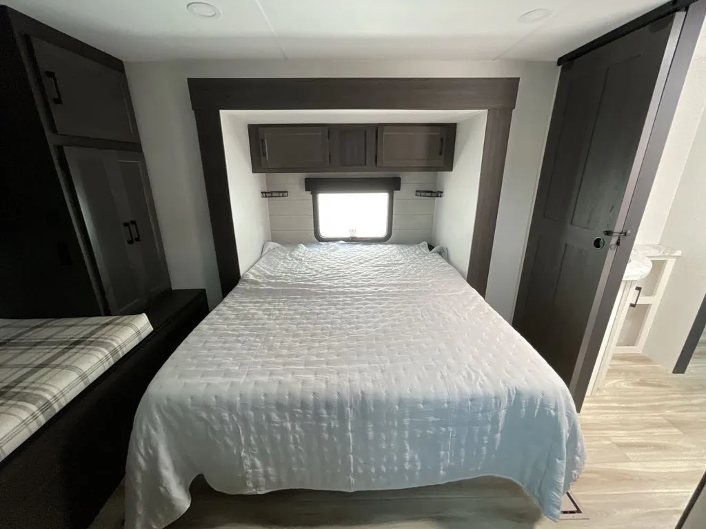 2026 Venture RV Stratus SR282VFD, Photos photo 29