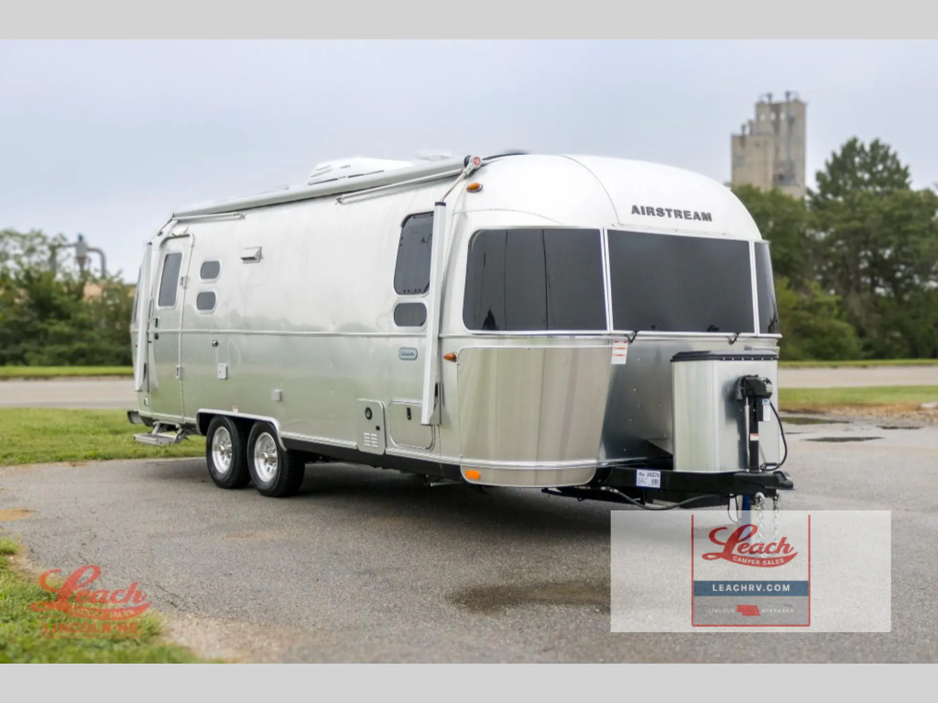 2022 Airstream Globetrotter 25FB - Photo 2