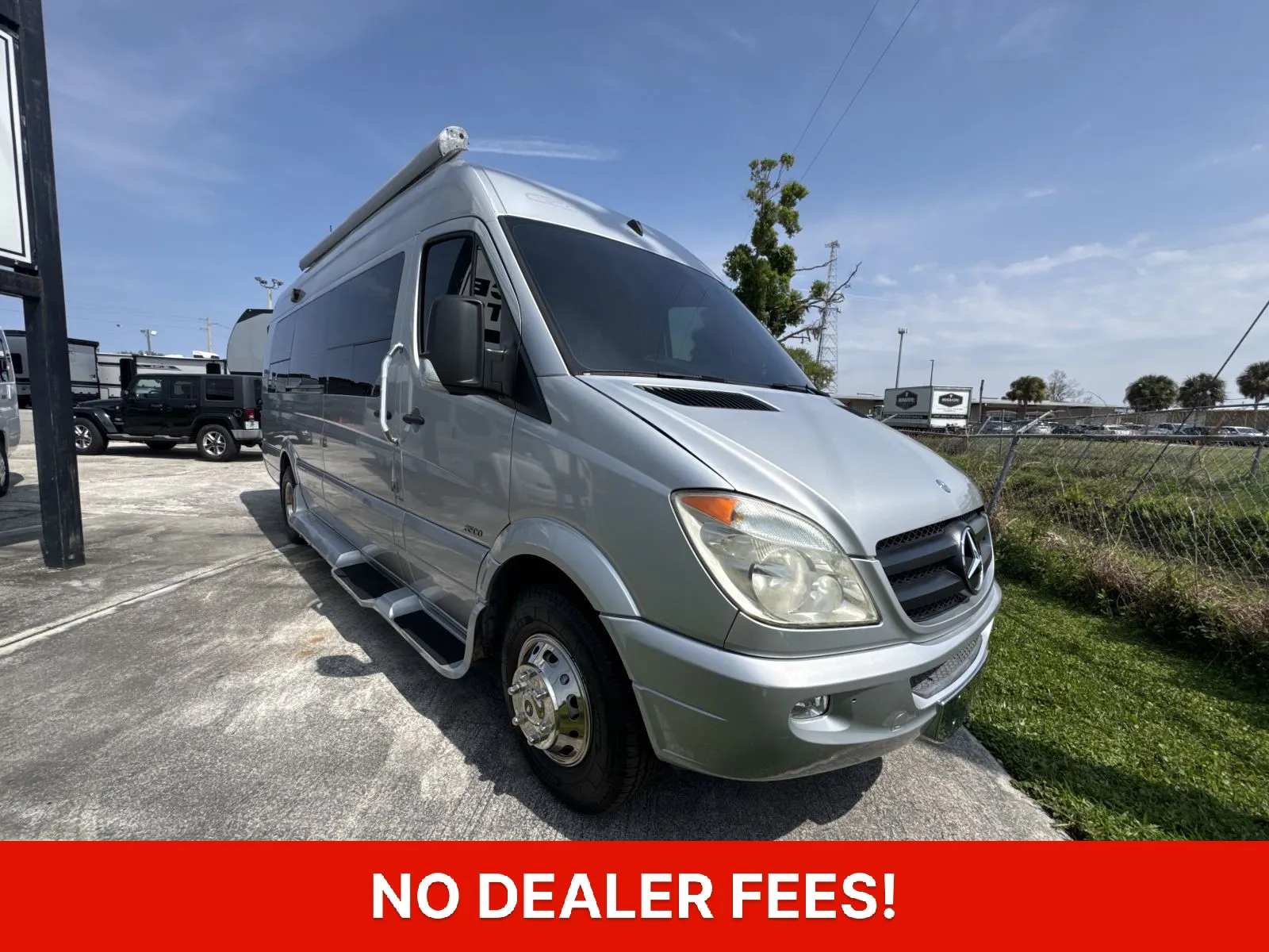 2013 Great West Vans Legend EX - Photo 2