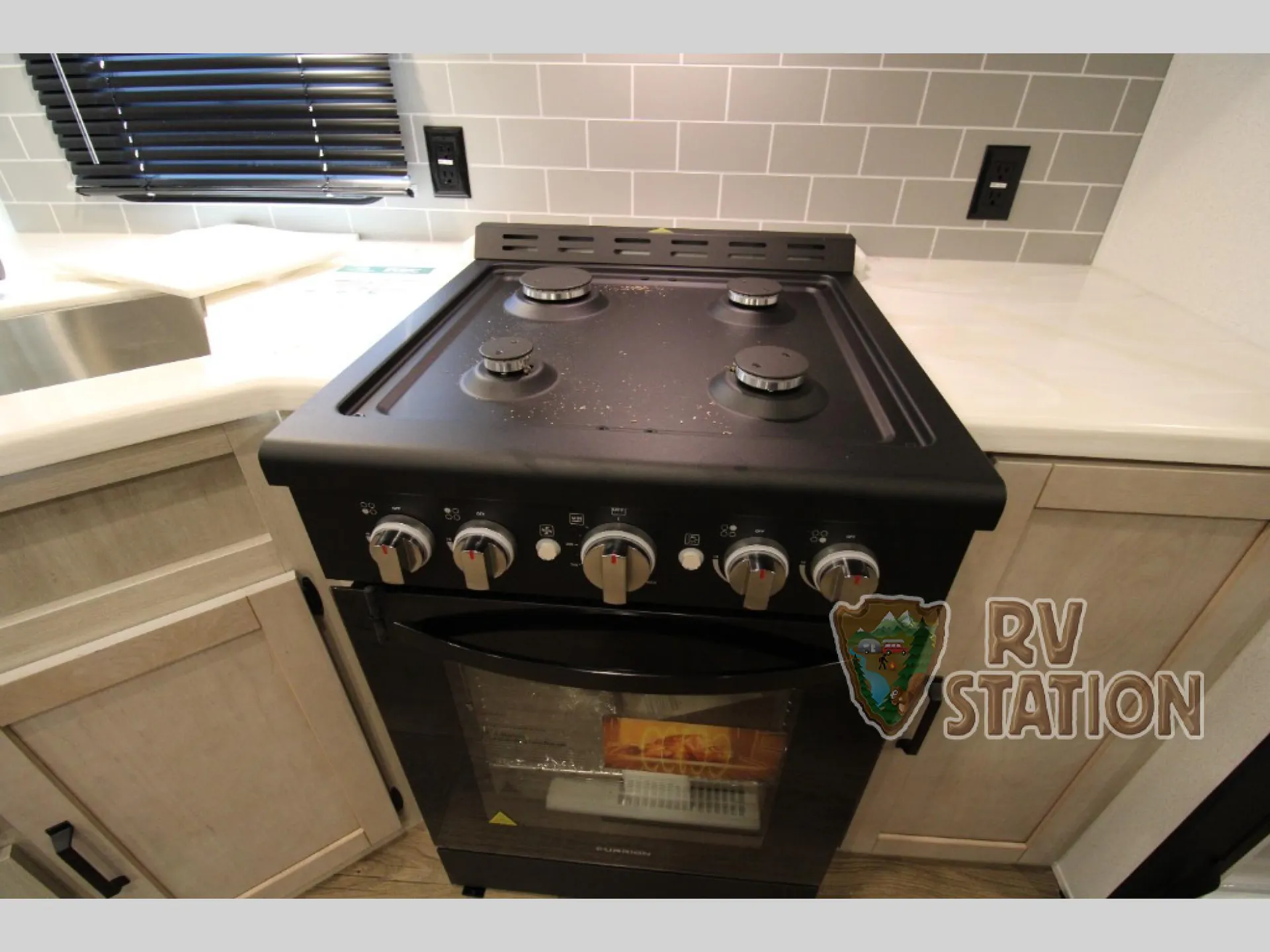 2027 Forest River Puma Vista 39DBT - Photo 3